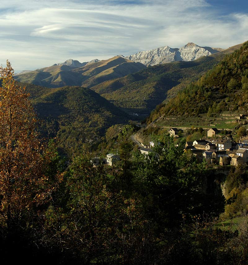 Paisaje-Pueblo-Broto